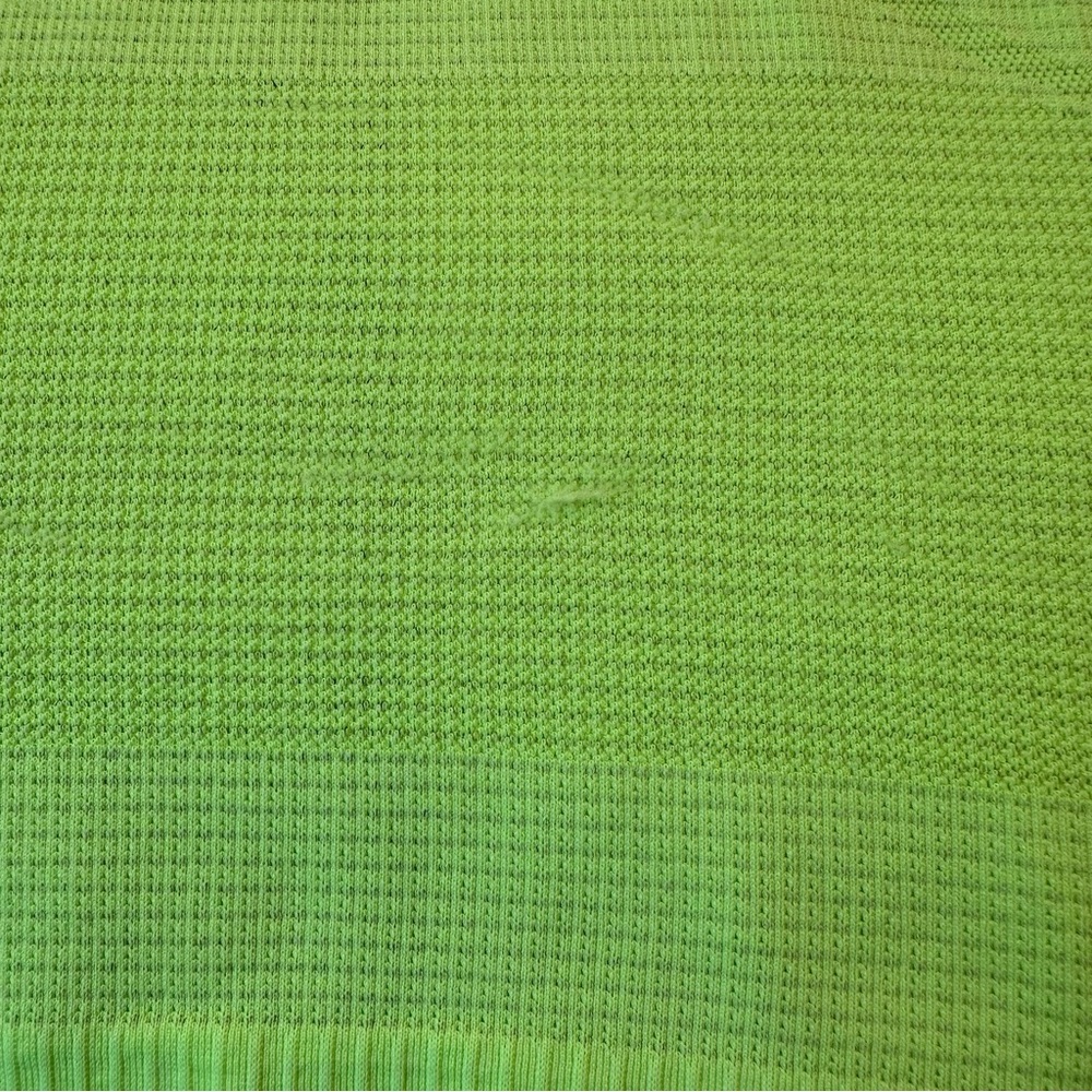 Lululemon Swiftly Tech Neon Green Short Sleeve Tee Women’s Size 6 Running Top - Picture 6 of 6